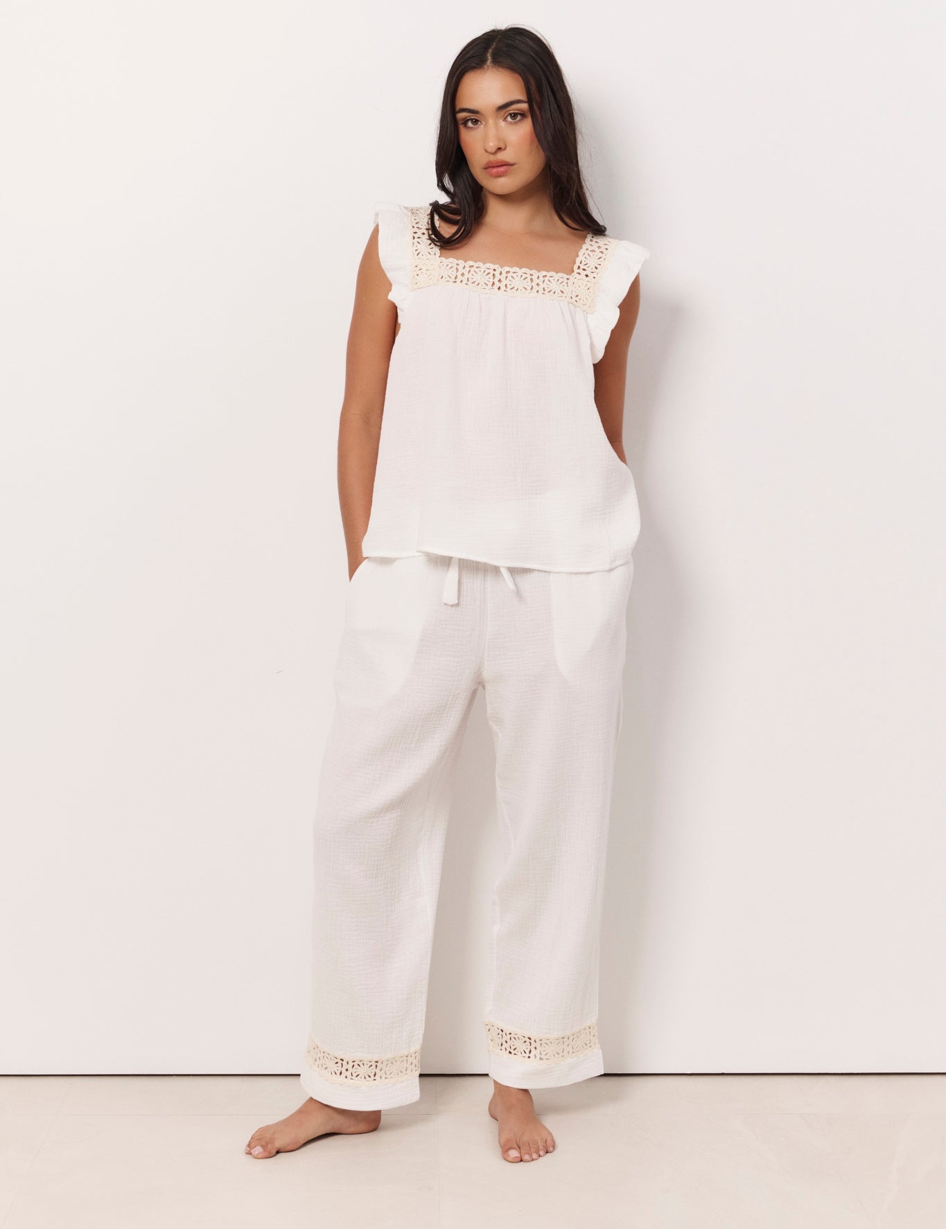 ADORNE19_08-1493.jpg