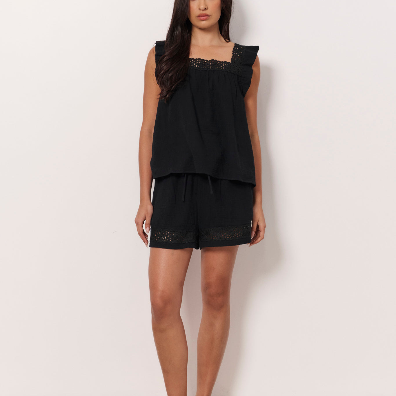 ADORNE19_08-1547.jpg